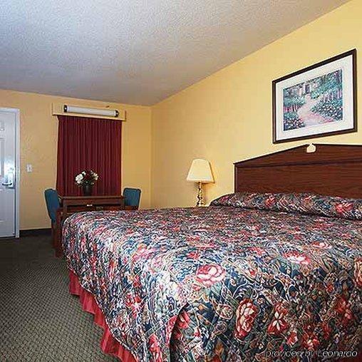 Western Motel Fitzgerald Extérieur photo